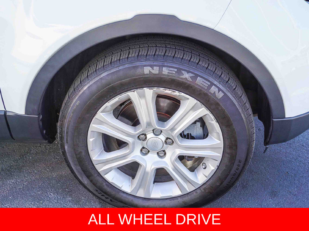 Used 2016 Land Rover Range Rover Evoque SE AWD/4WD image 9