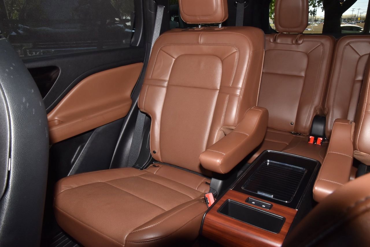 Used 2022 Lincoln Aviator Reserve w/ Equipment Group 201A image 22