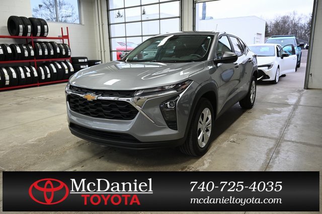 Used 2024 Chevrolet Trax LS image 1