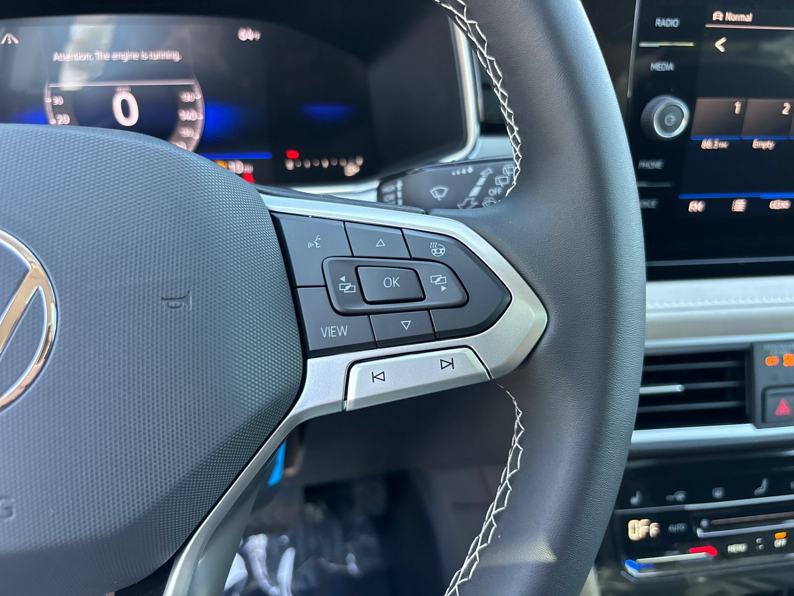 New 2026 Volkswagen Taos SE AWD/4WD image 18