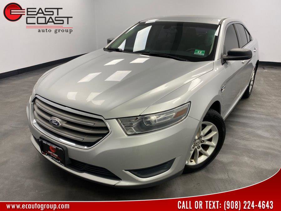 Used 2013 Ford Taurus SE image 1