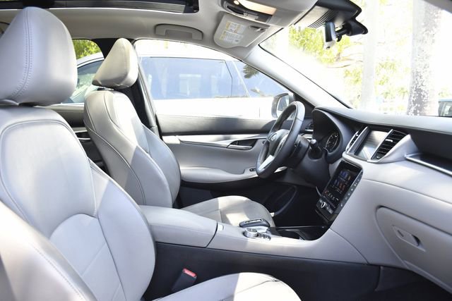 Used 2025 INFINITI QX50 Luxe AWD/4WD image 26