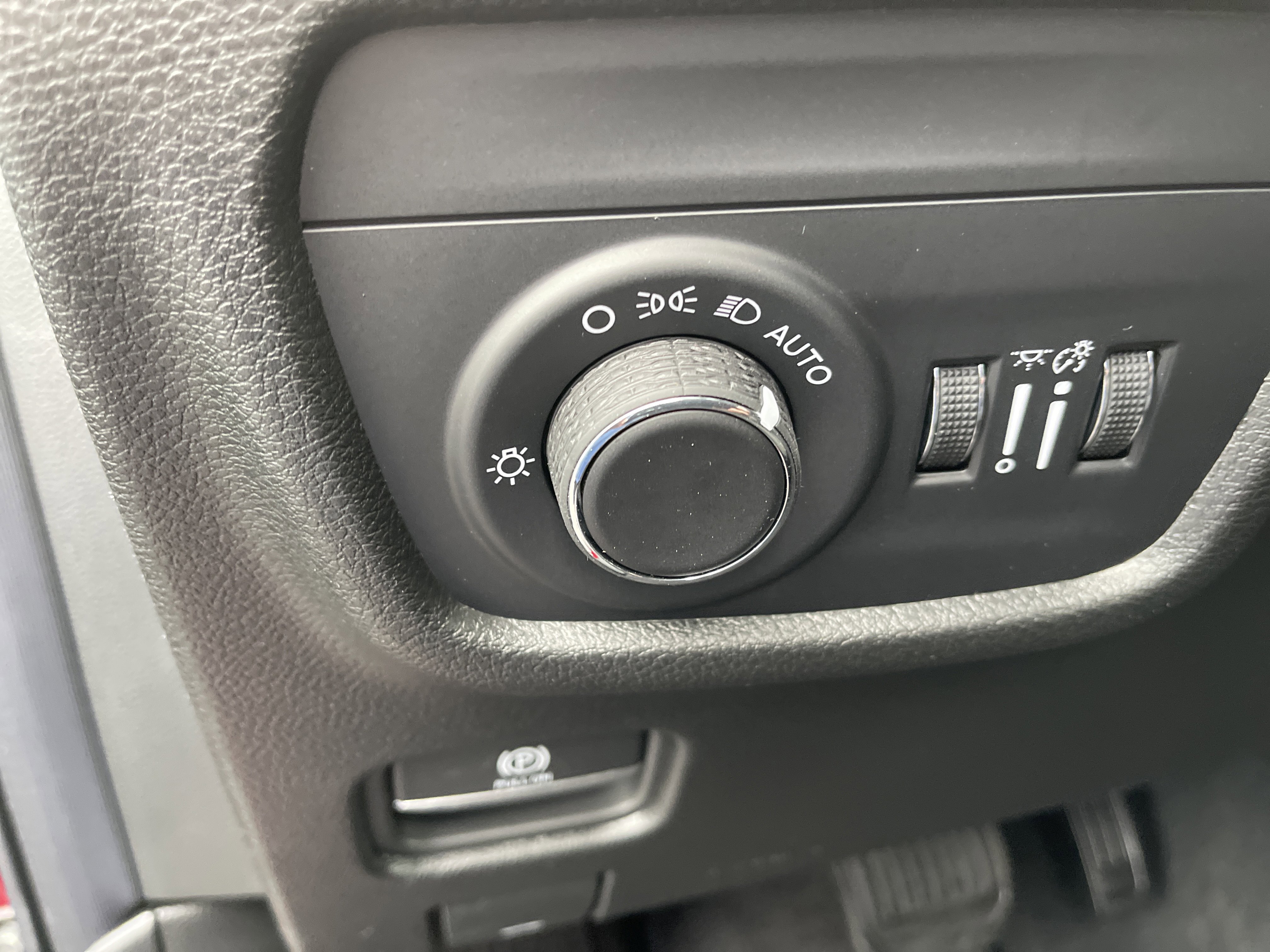 New 2025 Jeep Grand Cherokee L Altitude image 22