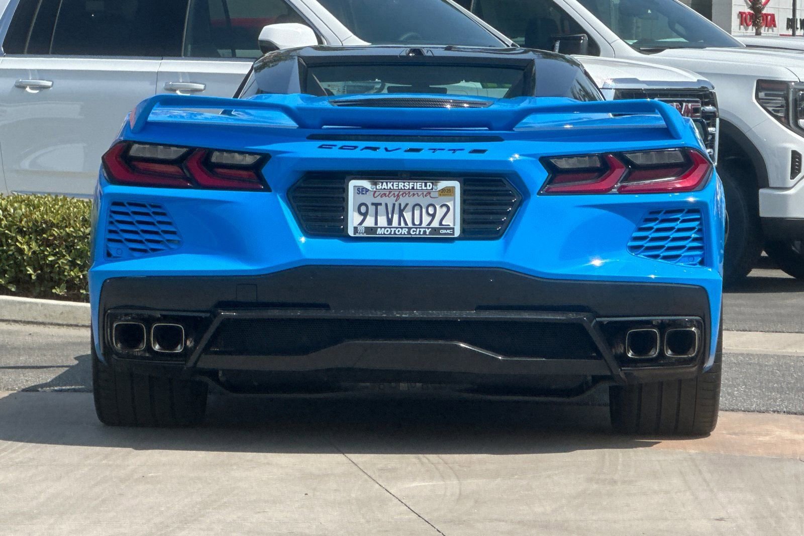 Used 2021 Chevrolet Corvette Stingray Premium Conv w/ Z51 Performance Package image 6