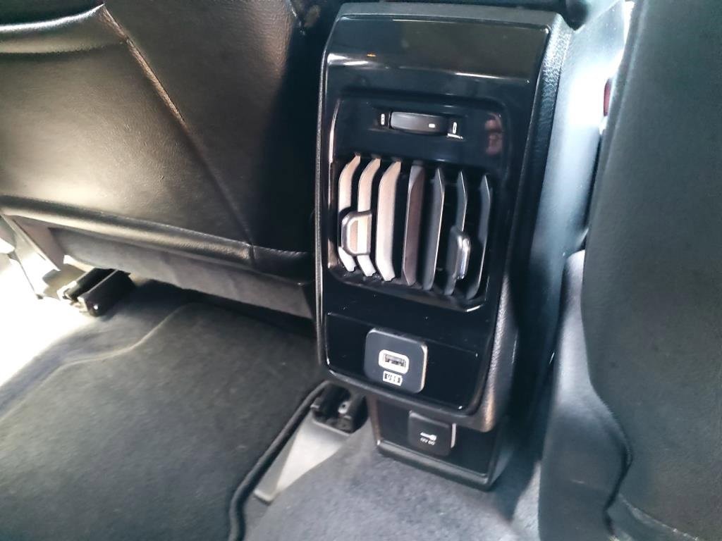 Used 2024 Jeep Compass Latitude image 15