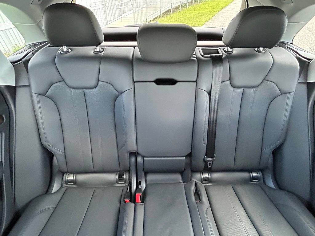 Used 2019 Audi Q5 2.0T Premium Plus w/ Premium Plus Package AWD/4WD image 13