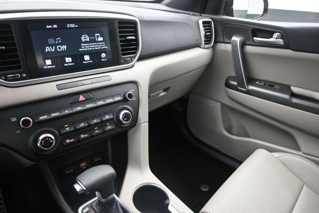 Used 2022 Kia Sportage Nightfall Edition FWD image 28