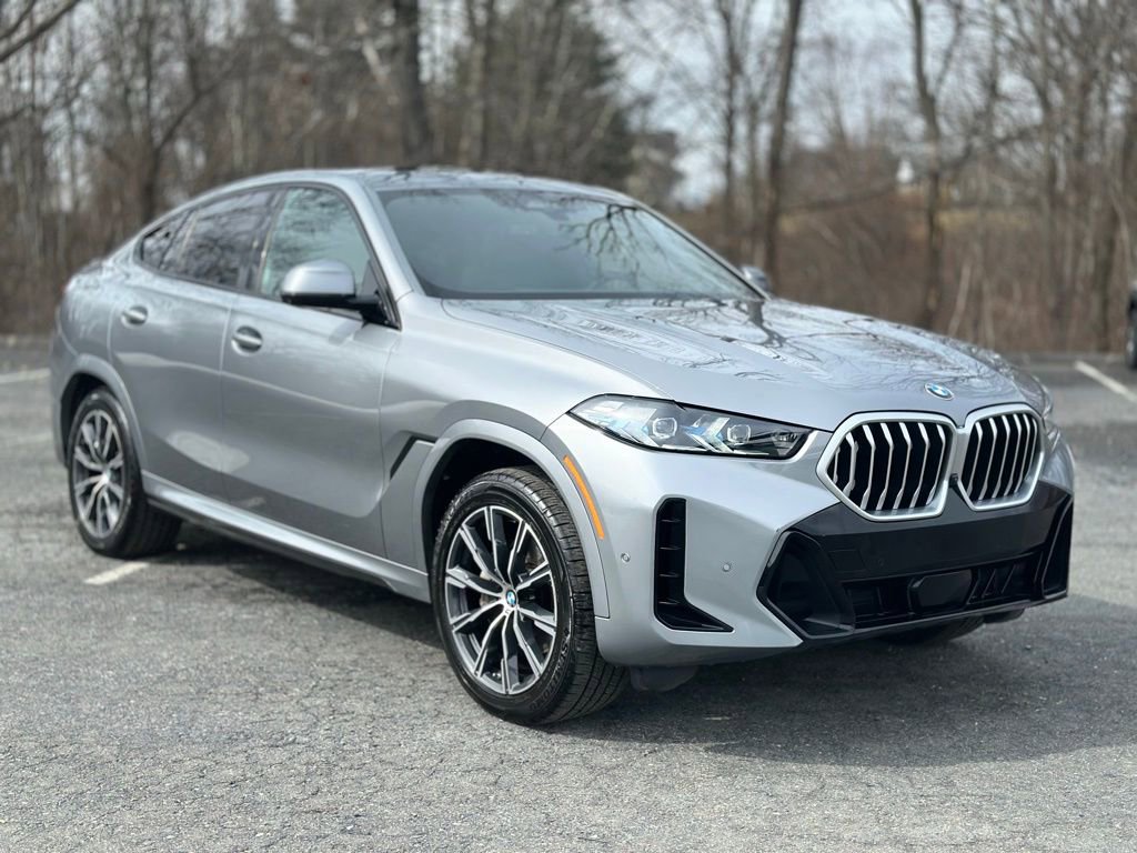 Certified 2025 BMW X6 xDrive40i image 9