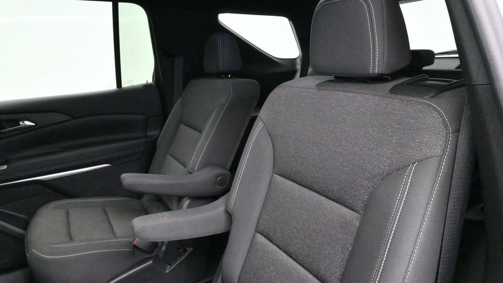 Used 2024 Chevrolet Traverse LT FWD image 14