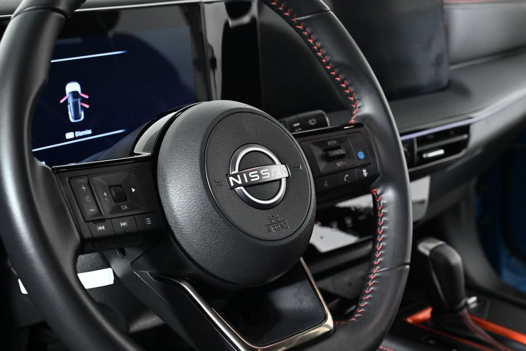 Certified 2025 Nissan Kicks SR AWD/4WD image 16