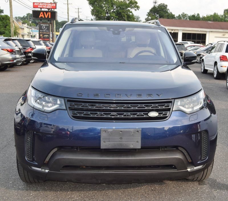 Used 2019 Land Rover Discovery HSE AWD/4WD image 16