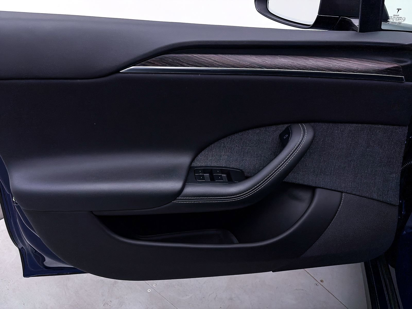 Used 2021 Tesla Model S Plaid image 16