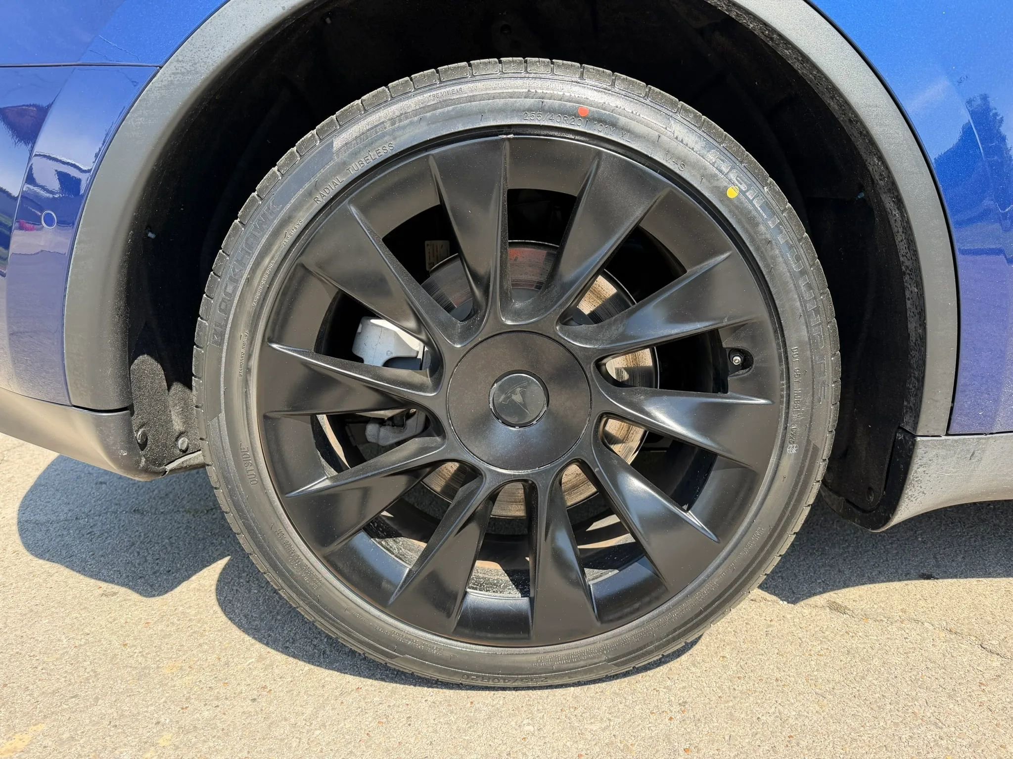 Used 2021 Tesla Model Y Long Range AWD/4WD image 12