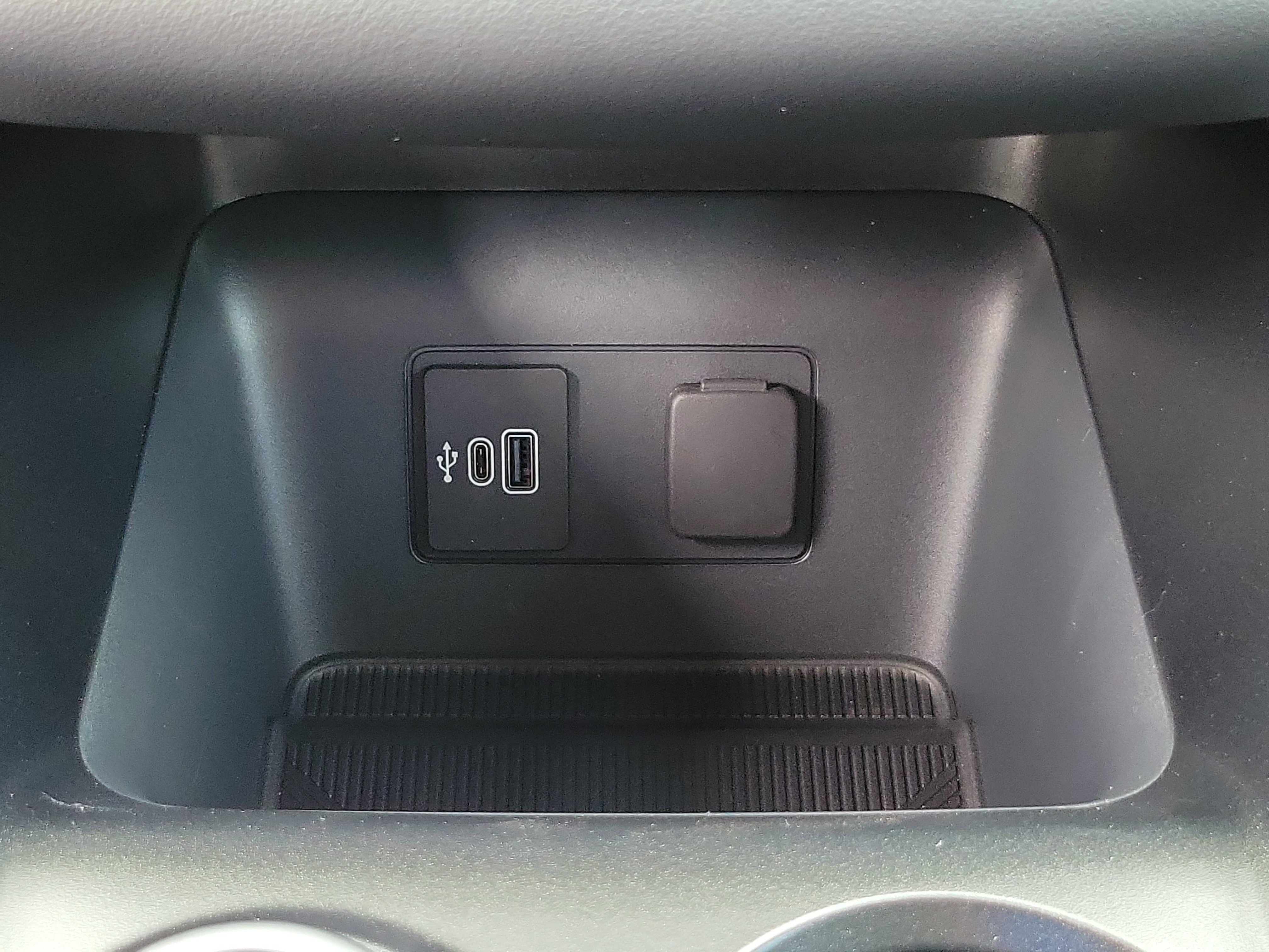 New 2027 Ford Explorer ST AWD/4WD image 13