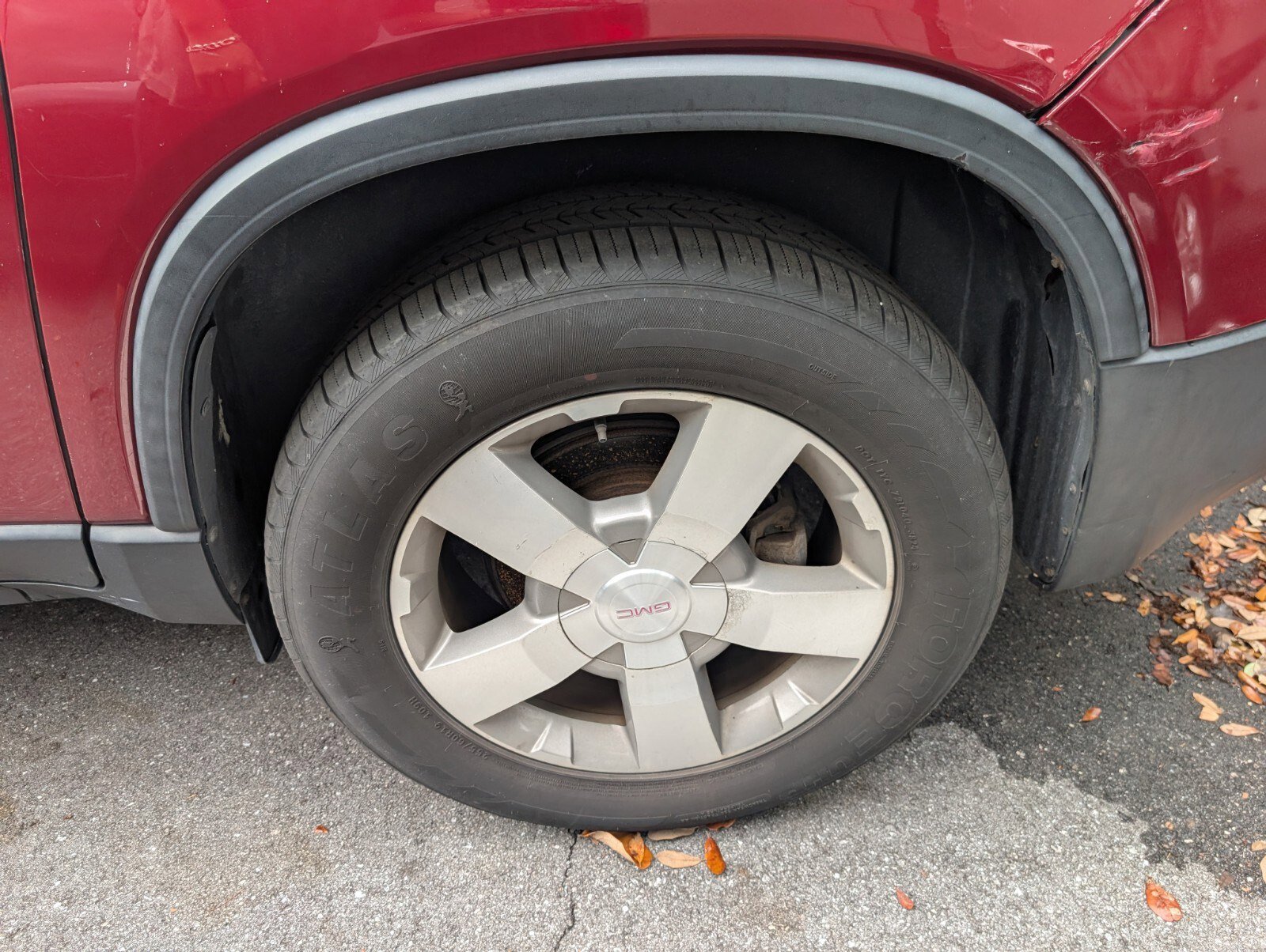 Used 2011 GMC Acadia SLT image 10