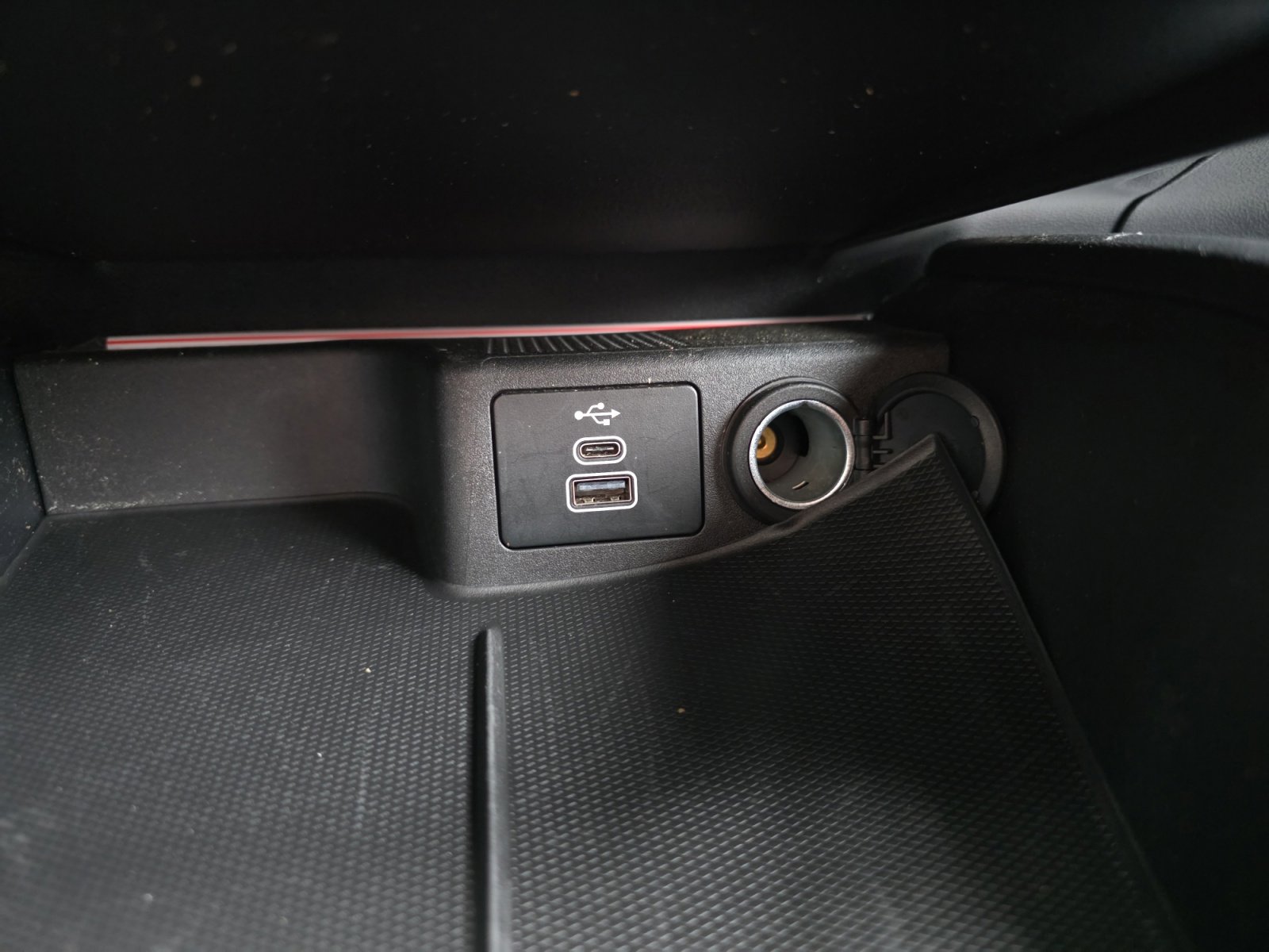 Used 2024 Ford Escape Active image 19