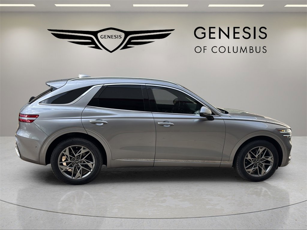 Used 2022 Genesis GV70 2.5T w/ Advanced Package image 6