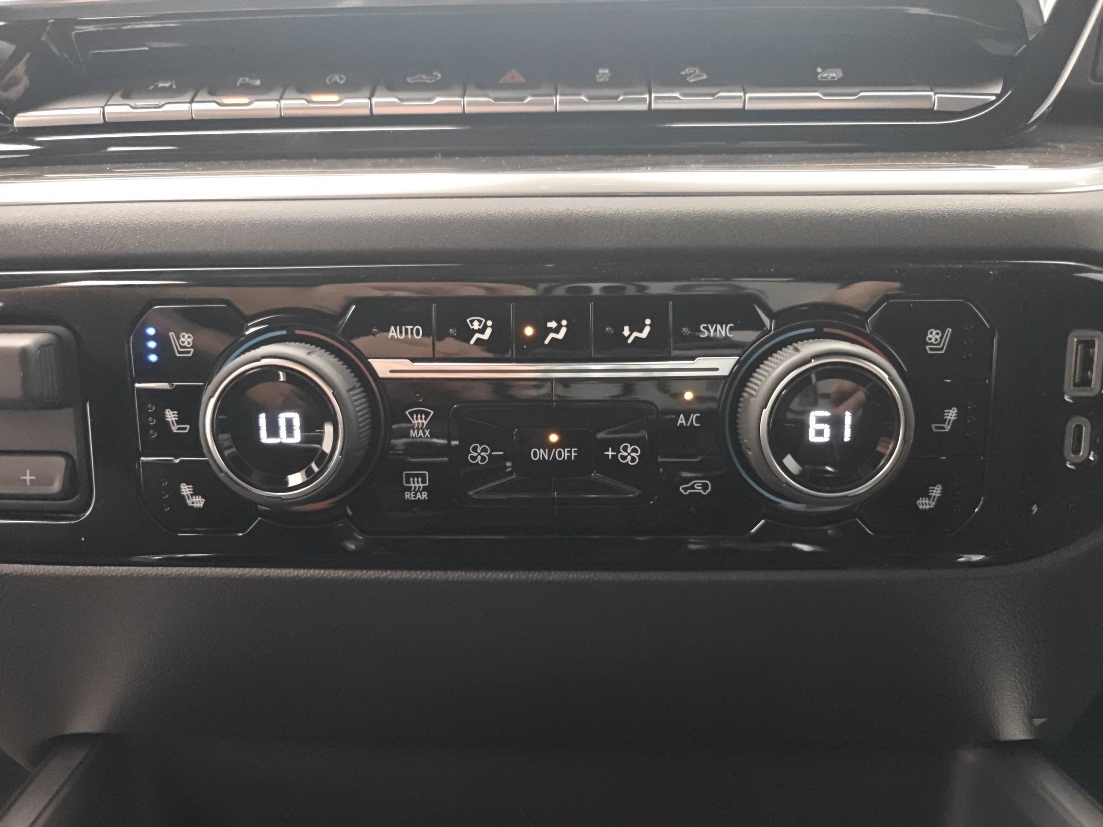 New 2026 Chevrolet Silverado 1500 LTZ AWD/4WD image 17