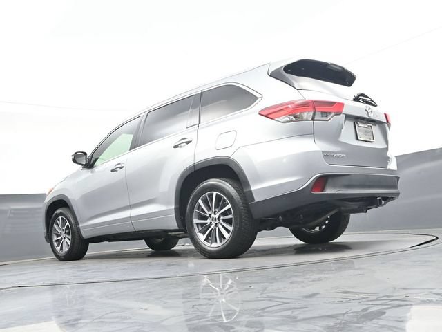 Used 2018 Toyota Highlander XLE FWD image 34