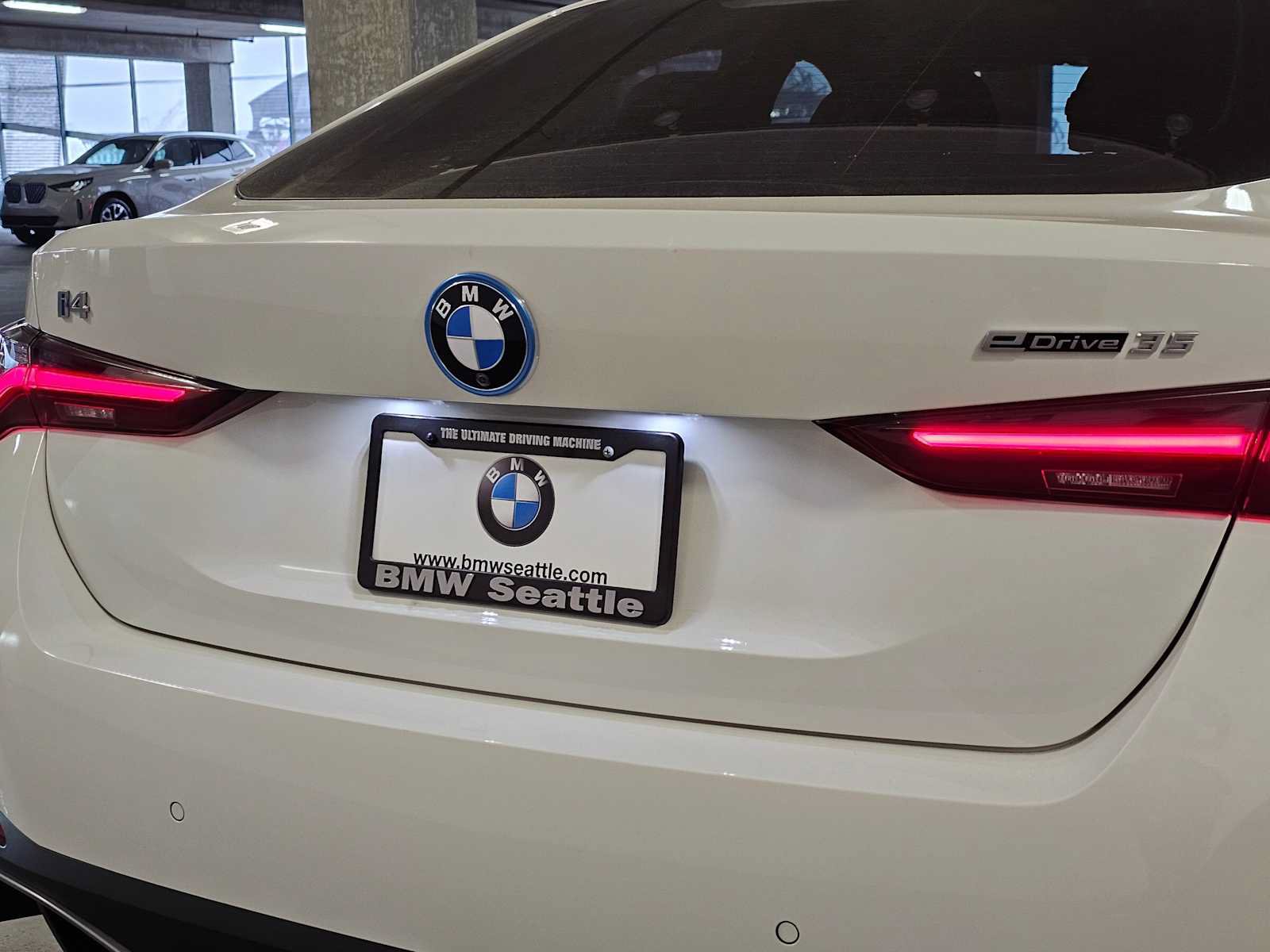 Certified 2023 BMW i4 eDrive35 RWD image 7
