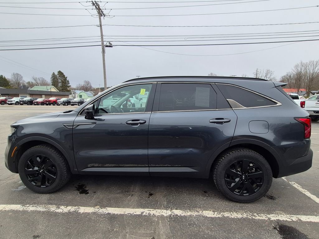 Used 2021 Kia Sorento S image 8