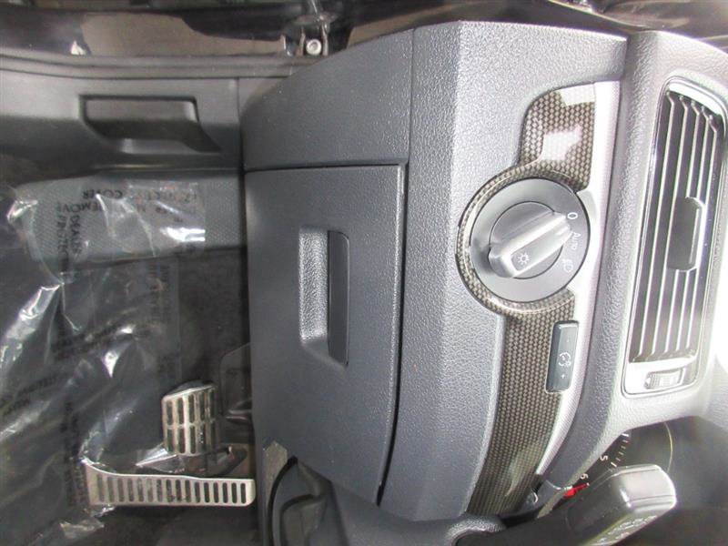 Used 2018 Volkswagen Passat 3.6 image 12