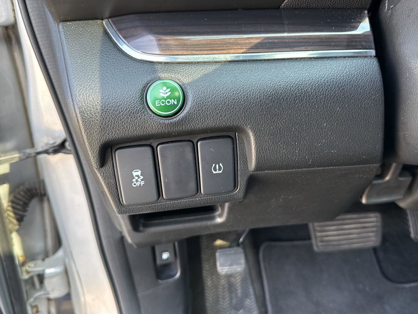 Used 2015 Honda CR-V EX-L image 13