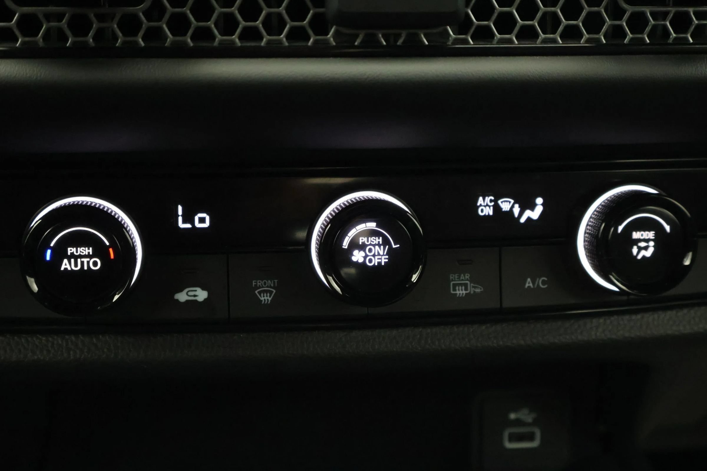 Used 2025 Honda HR-V Sport image 31