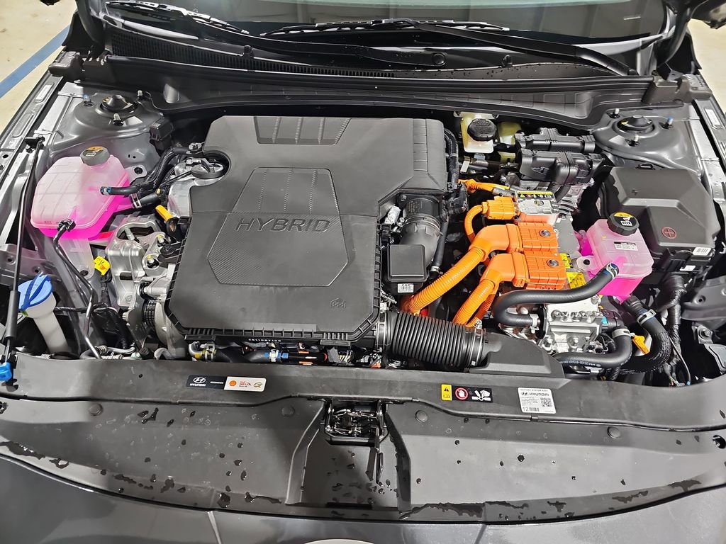 New 2026 Hyundai Elantra Limited FWD image 29