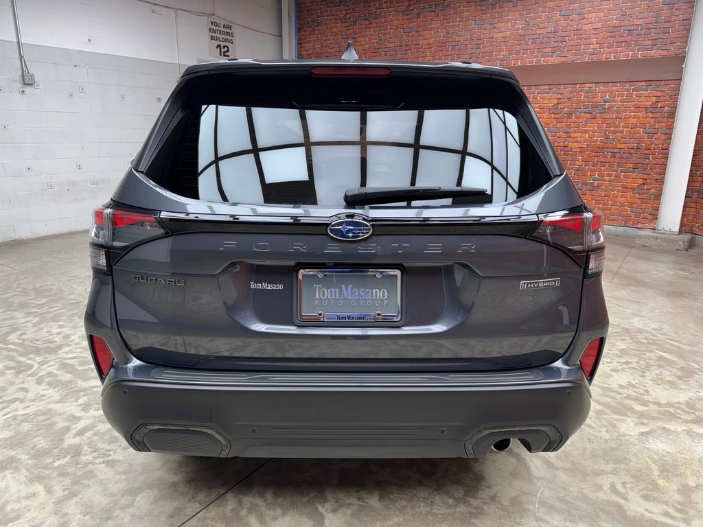 Used 2025 Subaru Forester Touring image 4