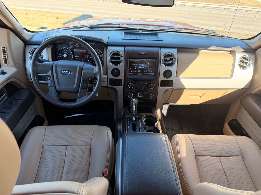 Used 2014 Ford F150 Lariat w/ Lariat Chrome Package image 28