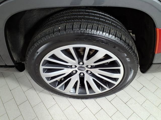 Used 2024 Jeep Grand Wagoneer L Series III image 8