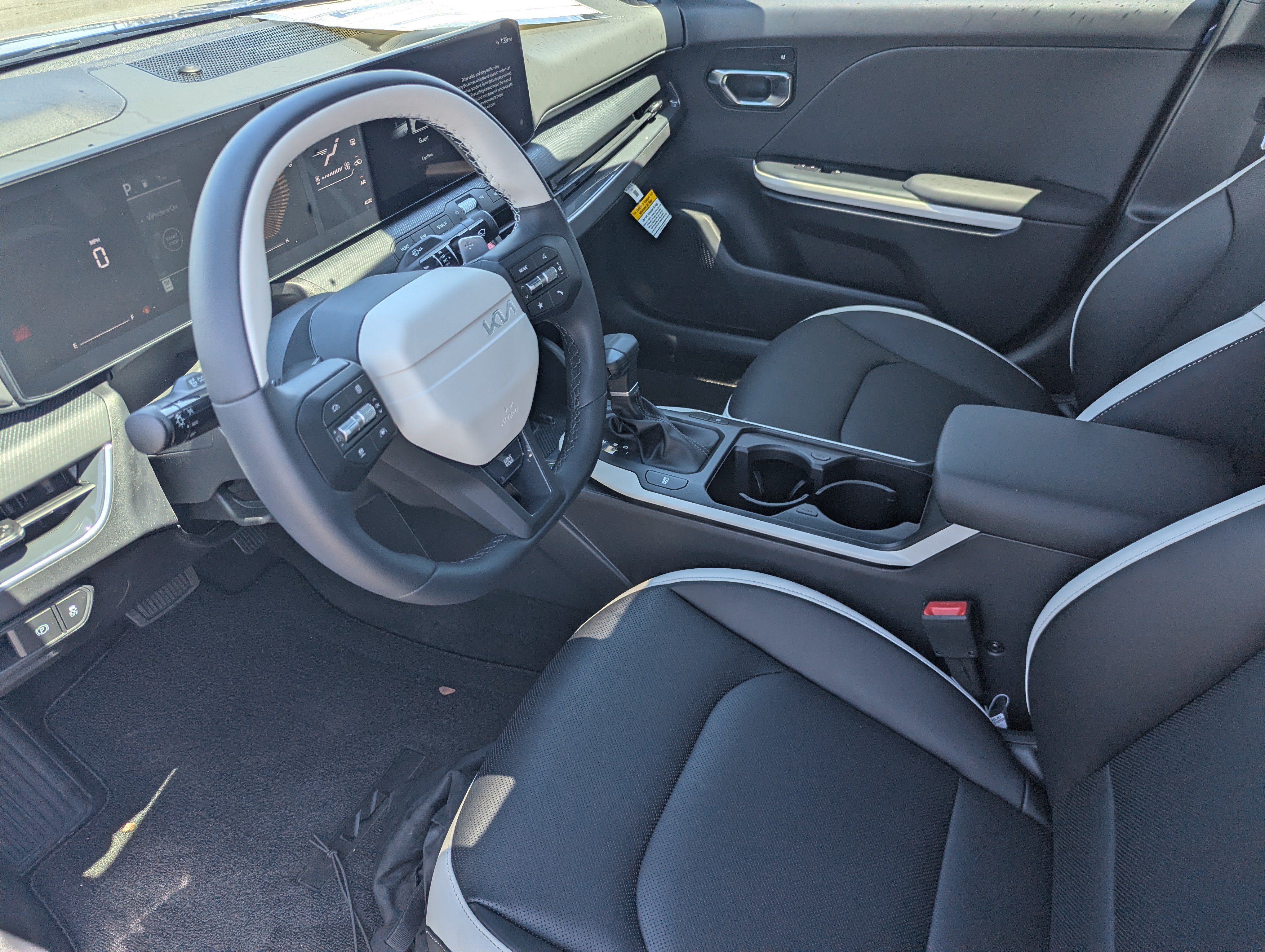 New 2026 Kia K4 GT-Line w/ GT-Line Sunroof Package FWD image 19