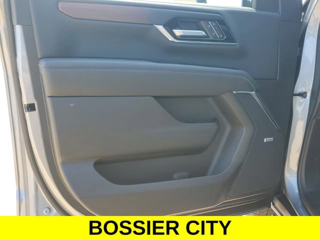 New 2026 GMC Yukon Denali w/ Sun & Power Step Package AWD/4WD image 23