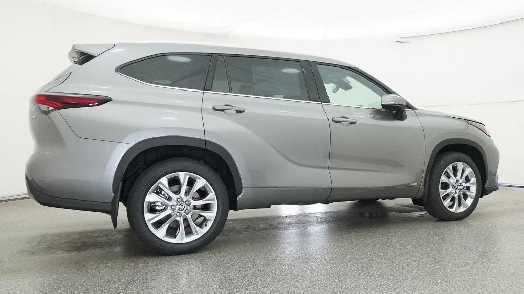 New 2026 Toyota Highlander Limited image 6