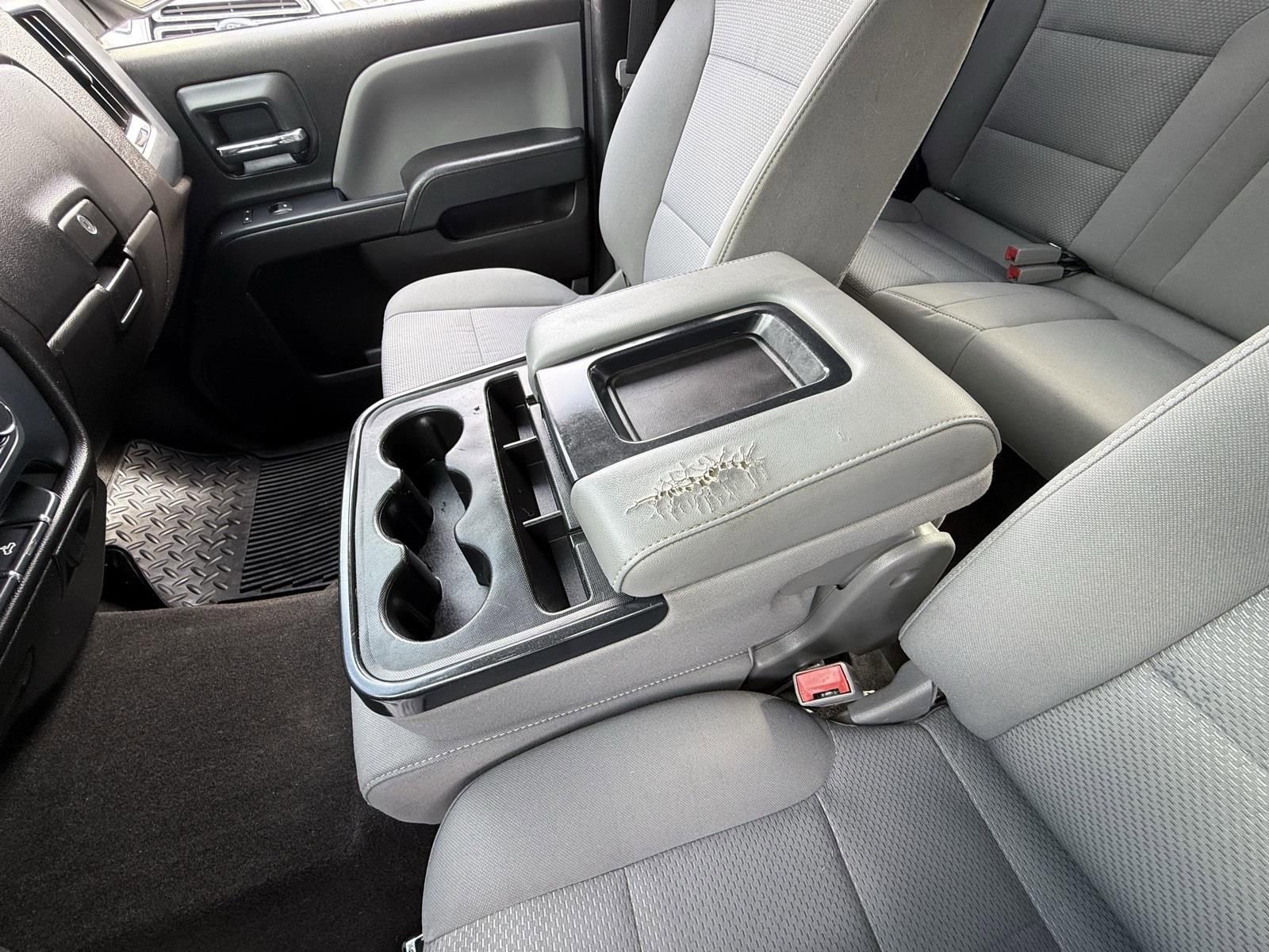 Used 2018 Chevrolet Silverado 1500 Custom w/ Custom Convenience Package RWD image 42