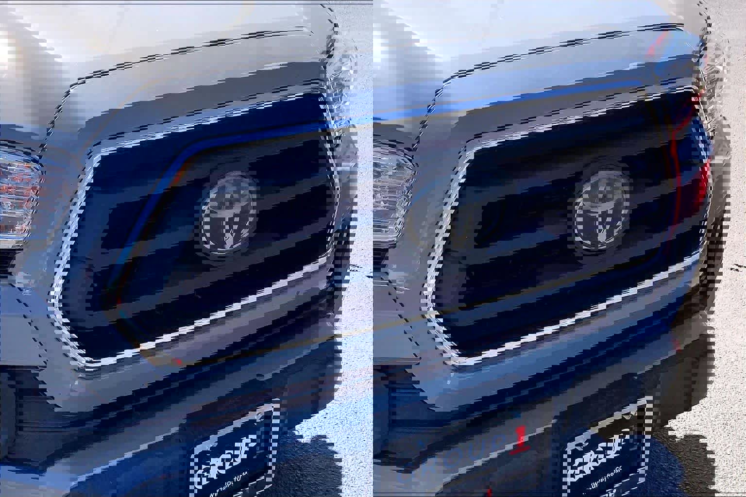 Used 2021 Toyota Tacoma SR5 w/ Technology Package AWD/4WD image 30