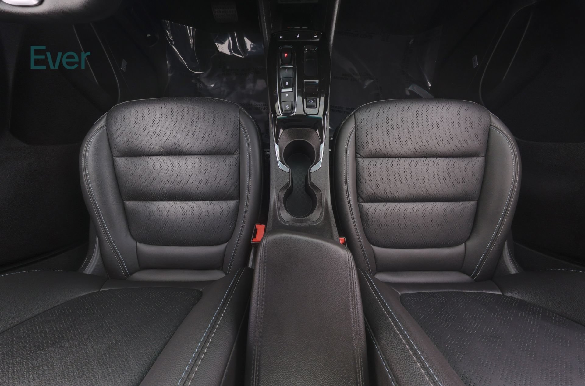 Used 2023 Chevrolet Bolt LT w/ Infotainment Package FWD image 27
