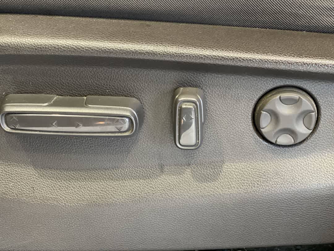 Used 2018 Honda Odyssey EX image 14