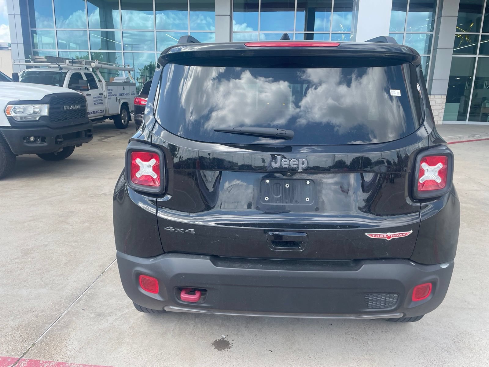 Used 2022 Jeep Renegade Trailhawk w/ Sun/Sound Group AWD/4WD image 13