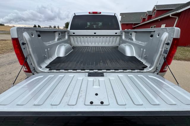 Used 2011 GMC Sierra 1500 SLT w/ All-Terrain Package image 7