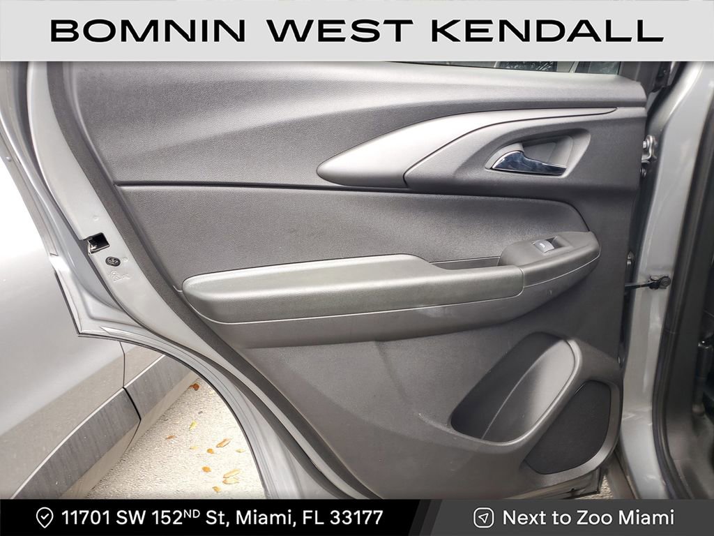 Used 2023 Chevrolet TrailBlazer LT w/ Convenience Package image 11