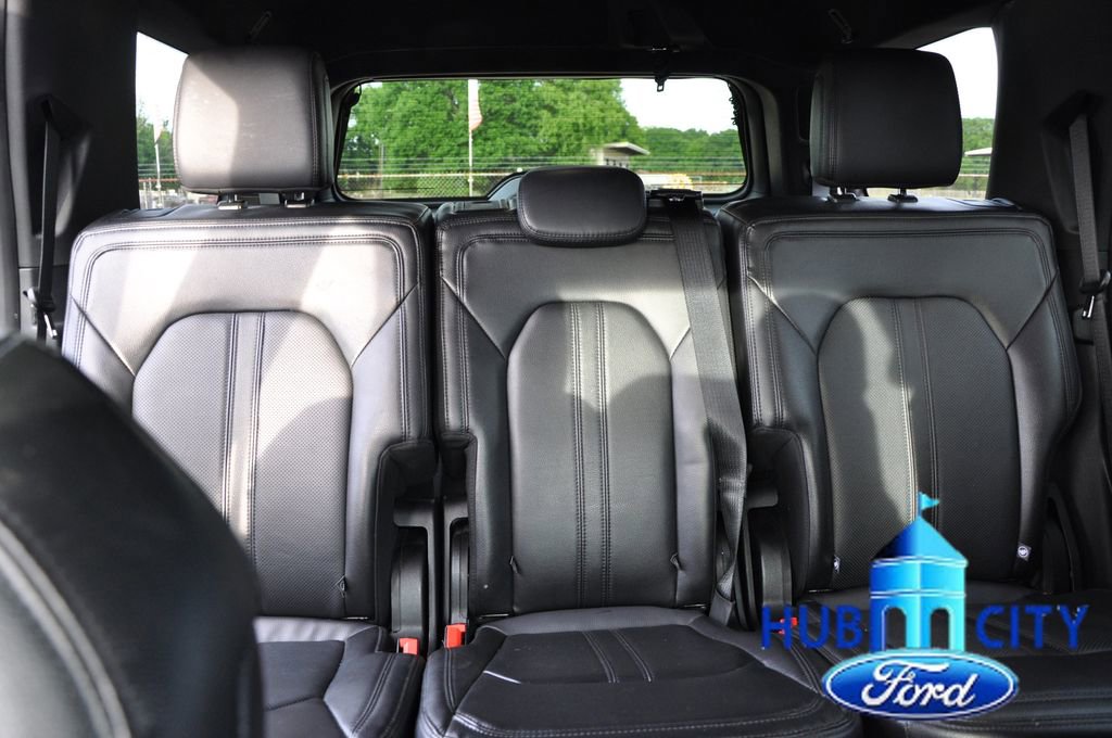 Used 2021 Ford Expedition Limited RWD image 22