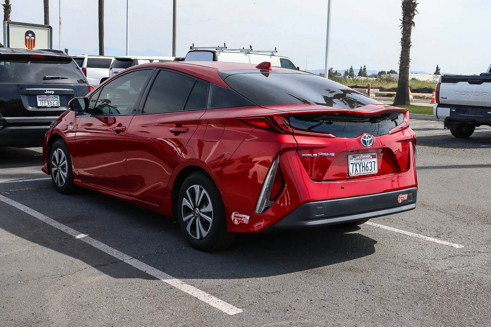 Used 2017 Toyota Prius Prime Advanced w/ Carpet Mat Package image 6