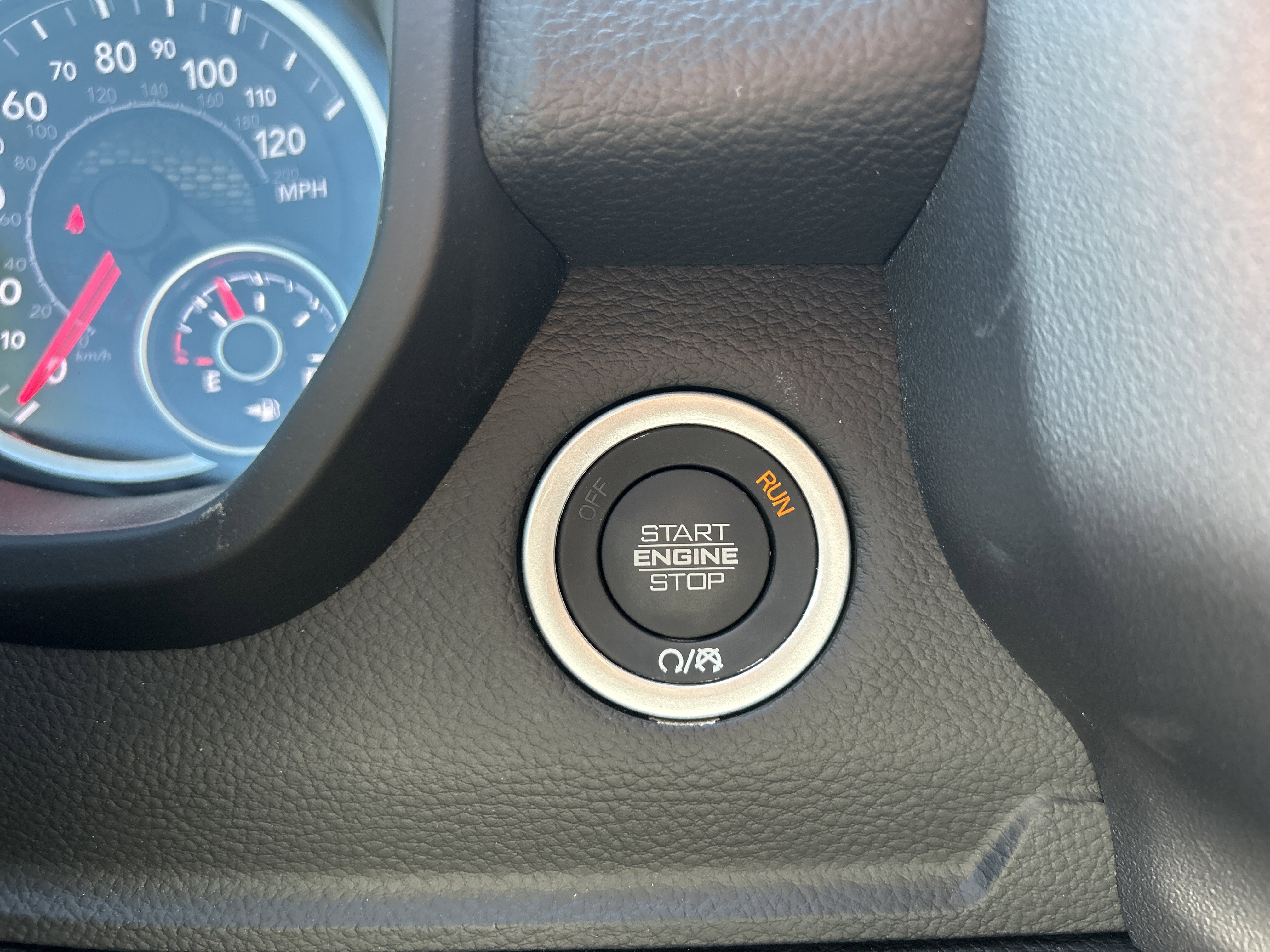 New 2026 RAM 1500 4x4 Crew Cab image 25