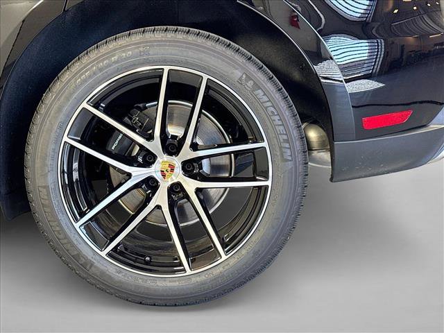 Certified 2026 Porsche Macan Turbo AWD/4WD image 24