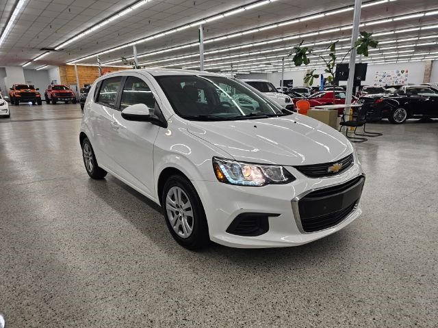 Used 2018 Chevrolet Sonic LT image 3