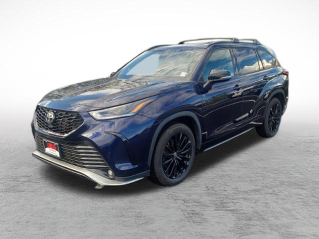 Used 2023 Toyota Highlander XSE AWD/4WD image 35