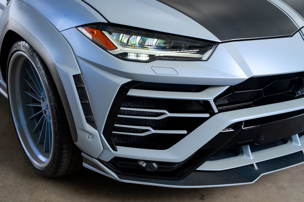 Used 2022 Lamborghini Urus image 18