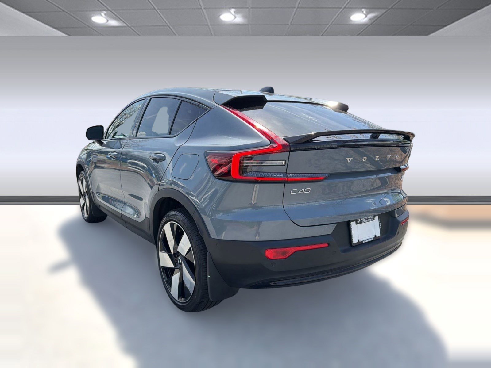 Certified 2023 Volvo C40 P8 Recharge Ultimate image 3